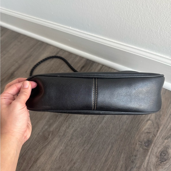 Classic Black Shoulder Bag with Braided Strap - Picture 8 of 9